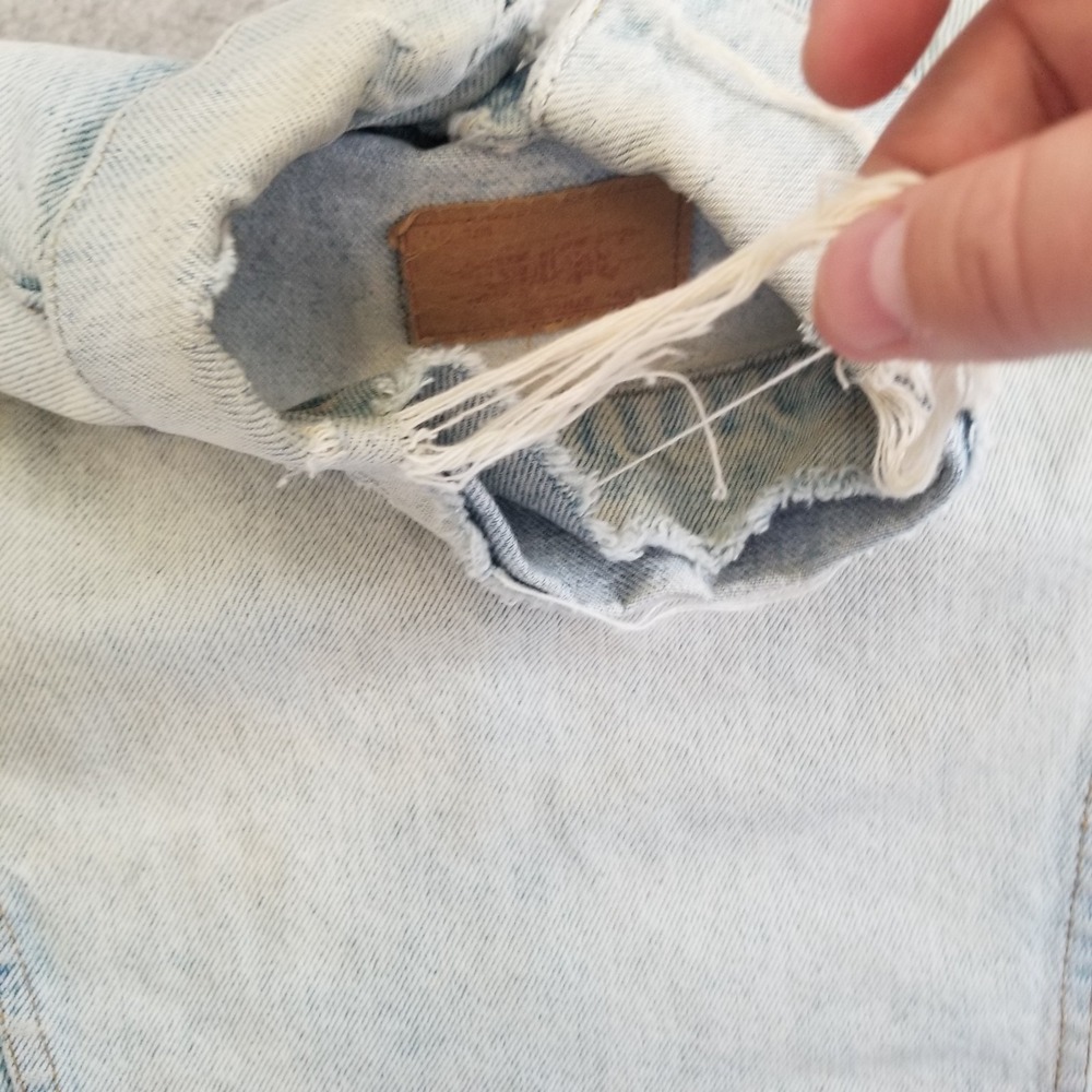 Vintage Levis Jacket Mens 36 Blue Trucker Type 3 Distressed Light Wash 70s - Picture 13 of 14